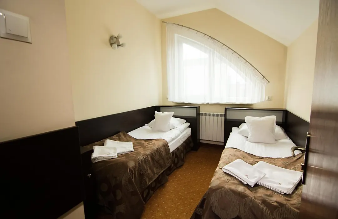 Hotel Trojka-1